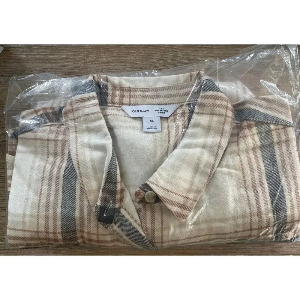 Old Navy Cream Plaid Flannel Boyfriend Button Down Shirt Top NEW XL Womens Warm - Picture 2 of 9